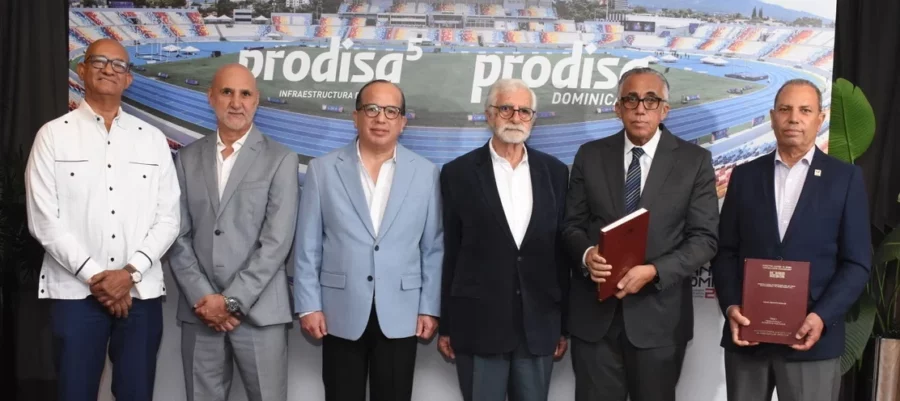 Thomas Polanco, Carlos H. Schafler, José Ramón Puig, Carlos Hernández Ortega y Garibaldi Bautista. Thomas Polanco, Carlos H. Schafler, José Ramón Puig, Carlos Hernández Ortega y Garibaldi Bautista.