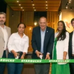 Starbucks inaugura su primera tienda en Santiago