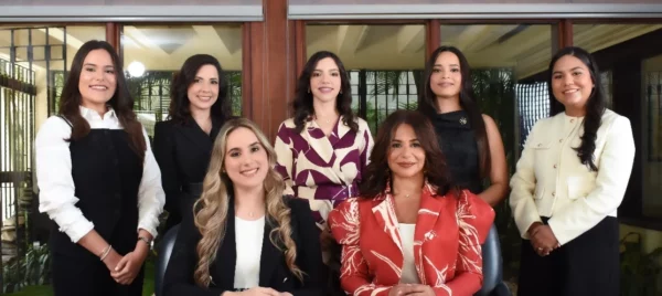 Diana de los Santos, Laura Consuegra, Katiuska Ortega, Ángela Melo y Rita Mota.