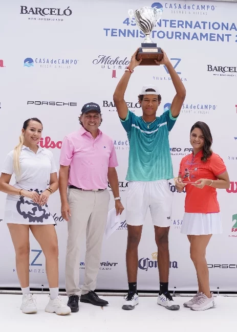 Roxie González, Matías Territoriale, Enmanuel Muñoz y Joana Gutiérrez.