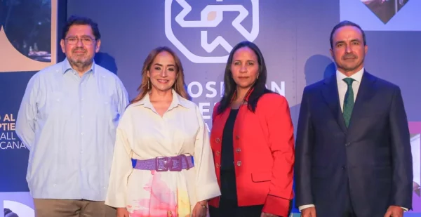 Michel del Prisco, Aguie Lendor, Jacqueline Mora y Javier Tejeda.