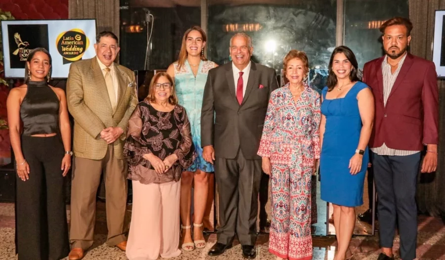 Patricia Acosta, Héctor Báez, Mirna Pimentel, Paola Vargas, Pedro Vargas, Mirta Sánchez, Yudit García y Aneudy Pilar. Patricia Acosta, Héctor Báez, Mirna Pimentel, Paola Vargas, Pedro Vargas, Mirta Sánchez, Yudit García y Aneudy Pilar.