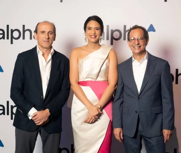 Juan Manuel Barranco,     Aurora Viñas y Santiago Camarena.