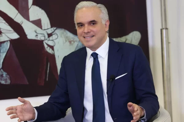 Luis M. de Camps  destacó  que la formación de los maestros  se traduce en mejor enseñanza.
