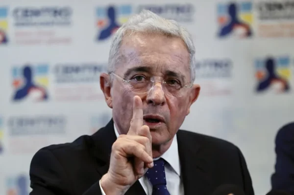 Álvaro Uribe, expresidente de Colombia