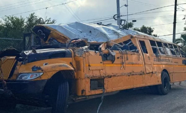 Autobús - Accidente- Moca- Seis muertos