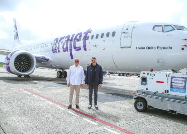 El avión Loma Quita Espuela de Arajet