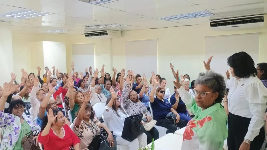 Bioanalistas advirtieron que harán paralizaciones y concentraciones en los hospitales.