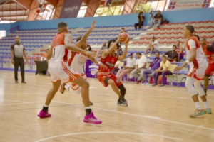 Acción de partido entre Constituyentes vs Coloniales