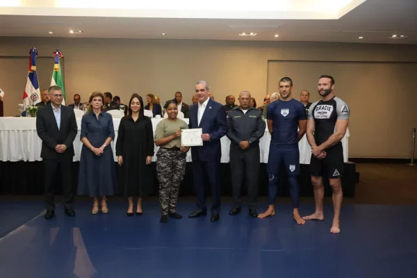 Entrenamiento - Defensa personal - Policía Nacional