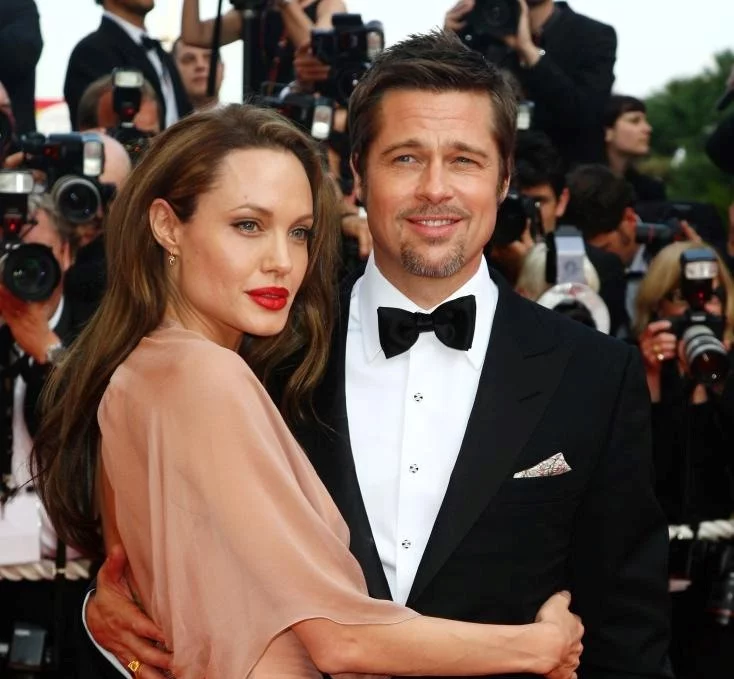 Brad Pitt y Angeline Jolie se divorciaron a inicio año. Brad Pitt y Angeline Jolie se divorciaron a inicio año.