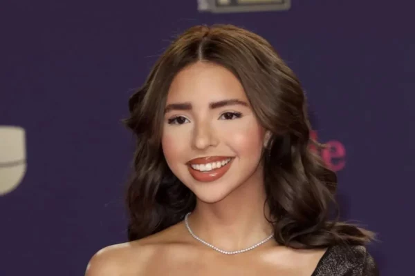 Ángela Aguilar tenía como inspiración a Sabina.