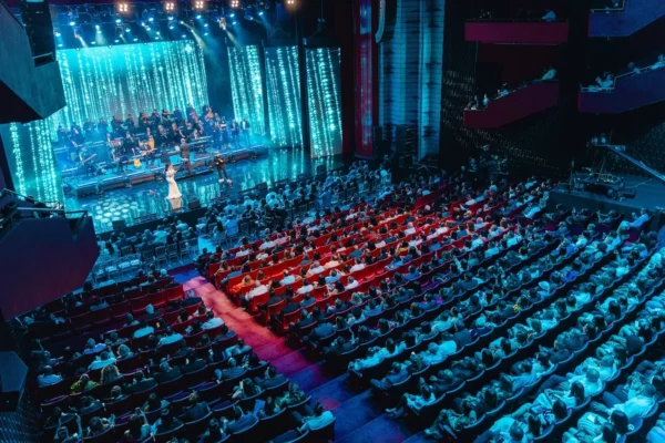 El público apoyó masivamente este concierto