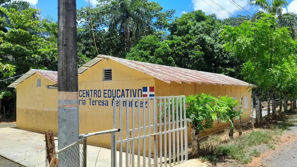 Escuela María Teresa Hernández