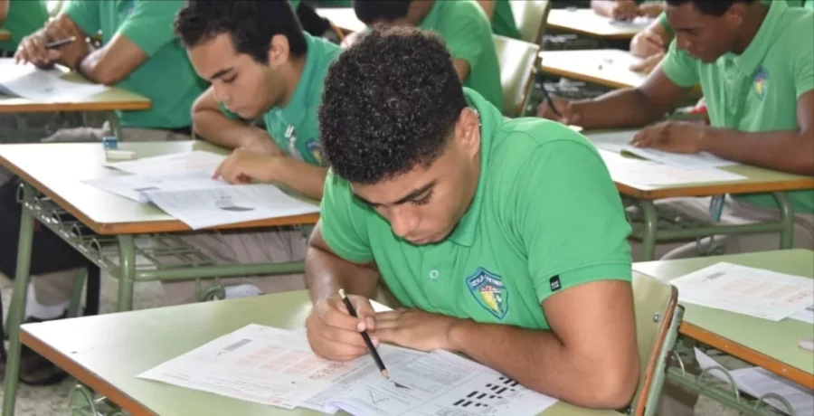 Estudiante Estudiante