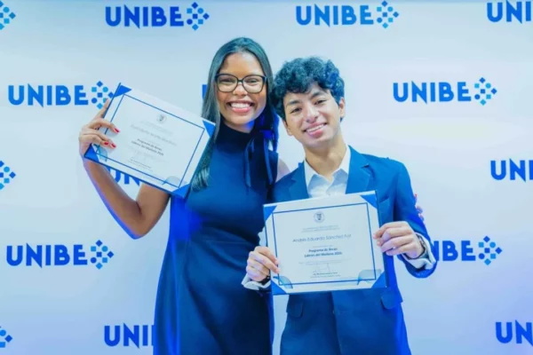 Estudiantes favorecidos podrán cursar estudios superiores en Unibe. Fuente externa