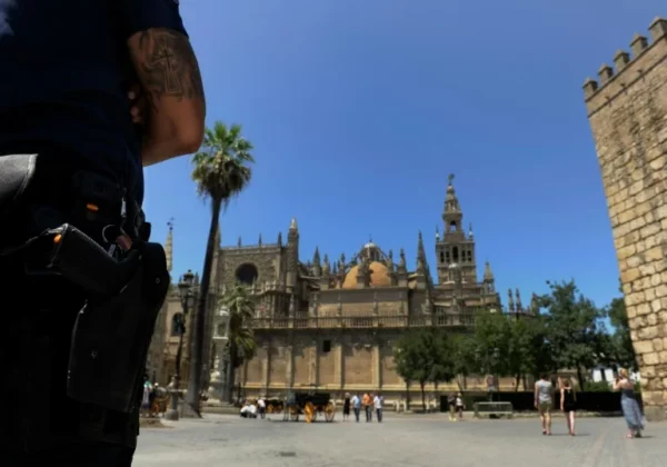 Plaza de España-Policía.