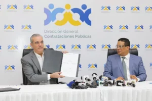 Nueva Ley Compras - Luis Abinader - Carlos Pimentel