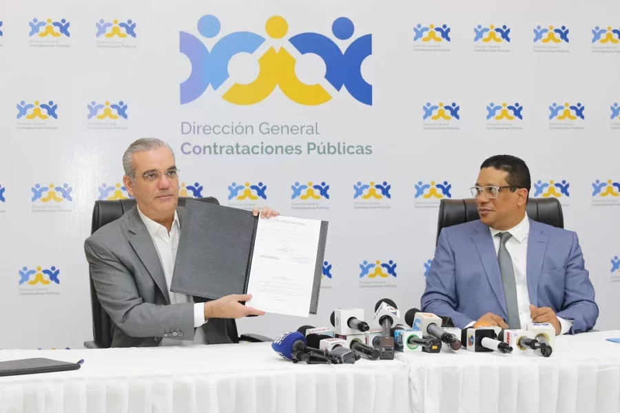 Firma nueva Ley de Compras Firma nueva Ley de Compras