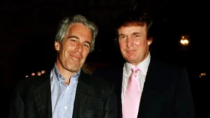 El presidente de Estados Unidos, Donald Trump, y Jeffrey Epstein