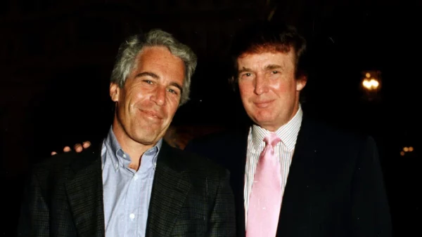 El presidente de Estados Unidos, Donald Trump, y Jeffrey Epstein