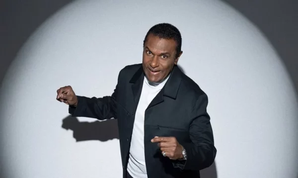 José Alberto El Canario cumple 50 años de carrera artística