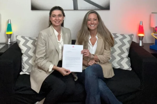 Marianna Vargas y Amanda Toney