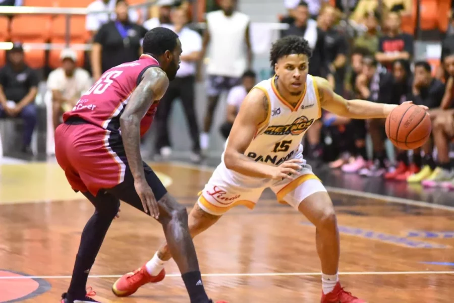 Metros-OMAR SILVERIO (15)-RAMÓN GALLOWAY (55), INDIOS
