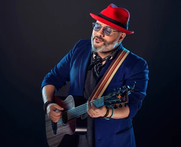 Pavel Nuñez sube este viernes a escena