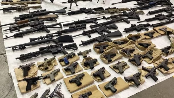 Comprar un arma de fuego en USA ahora resultaría más fácil; dominicanos portan con permiso