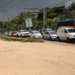 Residentes y conductores viven calvario por tráfico en avenida República de Colombia