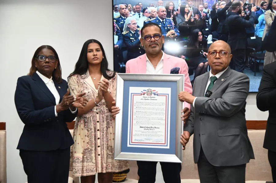 Reconocimiento a Rubby pérez Reconocimiento a Rubby pérez