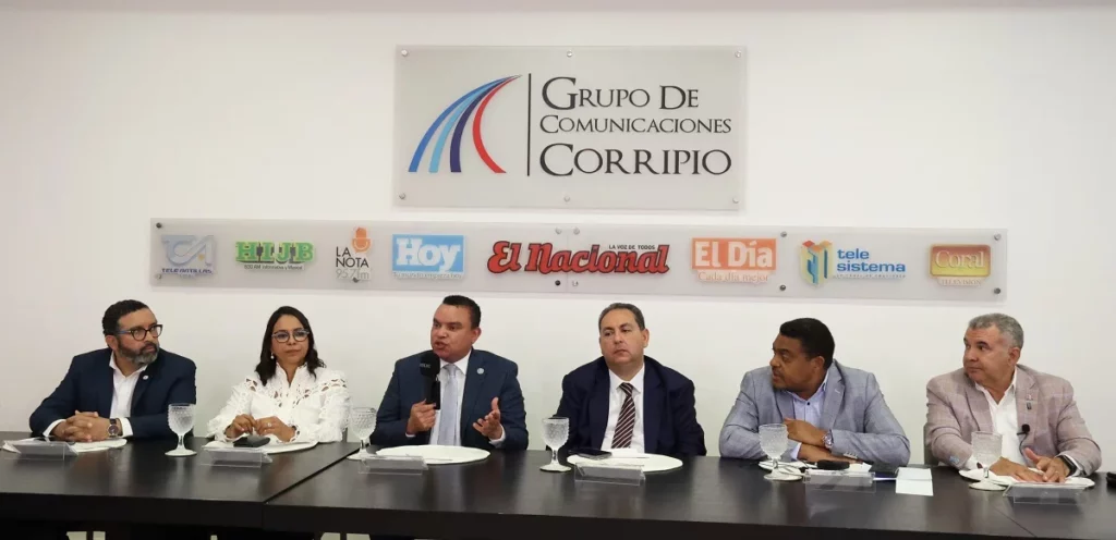 Hospitales cuentan con equipos tecnológicos que ayudan a una mayor eficiencia de los servicios que reciben los pacientes. 