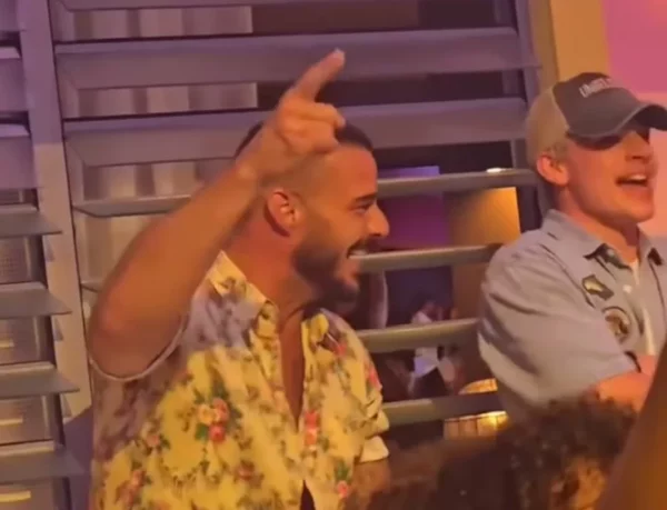 Ricky Martin se goza el concierto de Bad Bunny