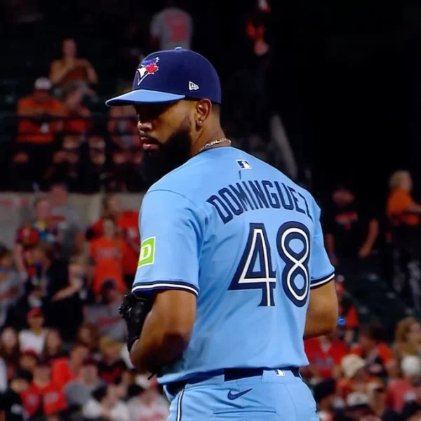 Seranthony Domínguez