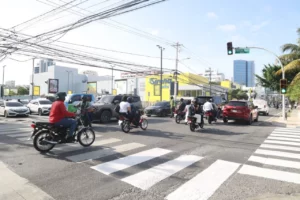 transito-tapones-giros a la izquierda-instituciones publicas