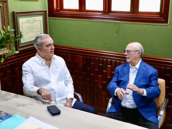 El presidente Luis Abinader e Hipólito Mejía