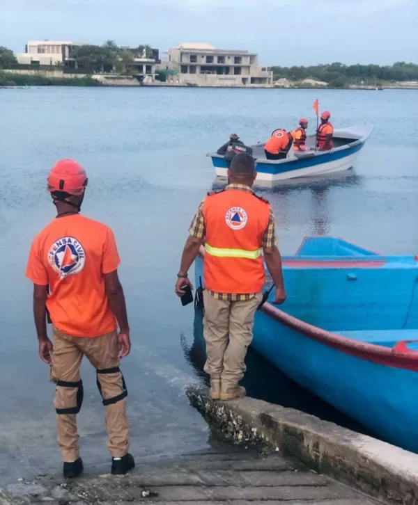 Defensa Civil, naufragio