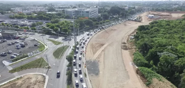 El proyecto de ampliación  va  desde la autopista Duarte, pasando por la Monumental, recorriendo la avenida República de Colombia hasta Los Próceres.  Elieser Tapia
