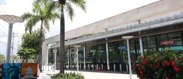 La Embajada y Consulado de Estados Unidos funcionan  en la avenida República de Colombia, un área que ha tenido una gran expansión.  Elieser Tapia