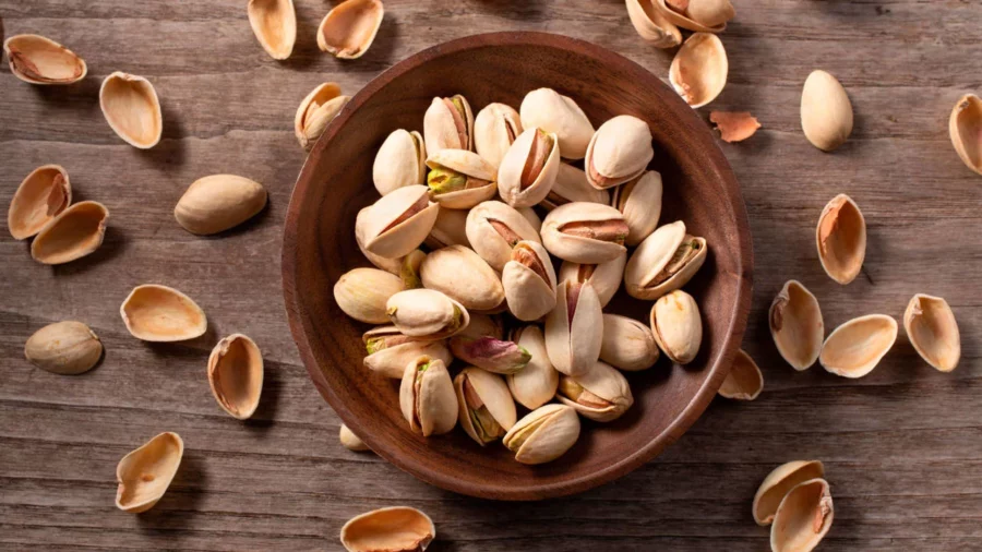 alimentos-afrodisiacos-hombre-pistachos_00000000_8e5166c6_240528180629_1280x720 alimentos-afrodisiacos-hombre-pistachos_00000000_8e5166c6_240528180629_1280x720