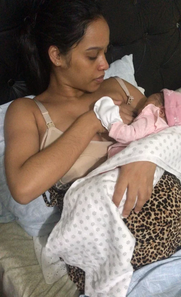 anabel lactando-leche