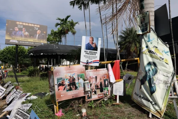 rubby perez jet set mural