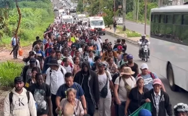 Los migrantes buscaran visa para viajar a  países de Europa.