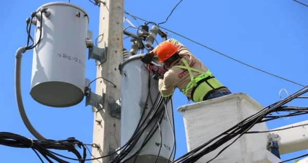 La falta de reservas en el sistema incide en apagones cuando sale una planta del sistema, ya sea planificado o no.