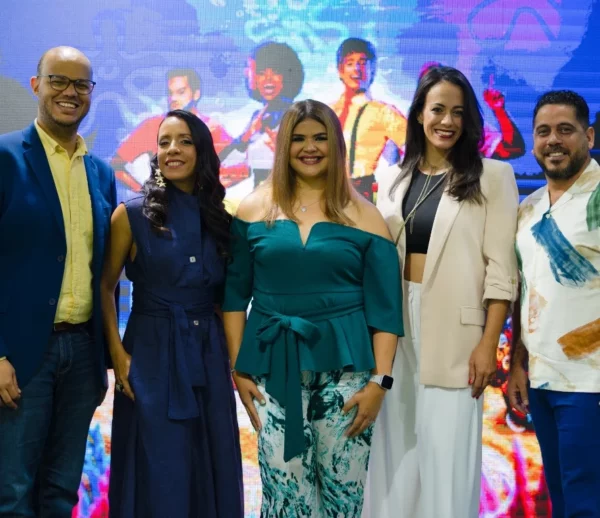 Esta propuesta teatral destaca por su  complejidad técnica.