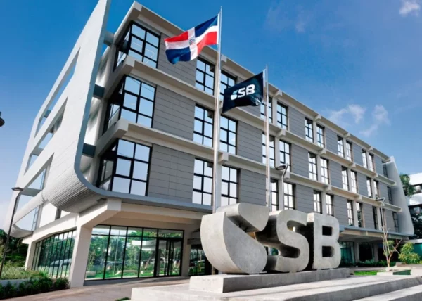 Los cobros generados por operaciones retrasadas.