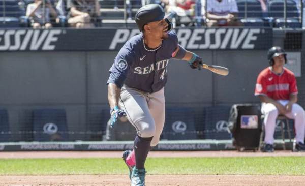 Velocidad de Julio Rodríguez fue determinante para darle triunfo a los Marineros.