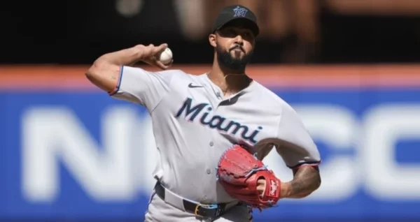 Sandy Alcántara lanzó a lo grande ayer ante Mets.