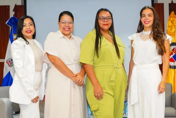 Damaris Jérez, Michelle Jiménez, Arlenis Vargas y Paloma Bencosme.